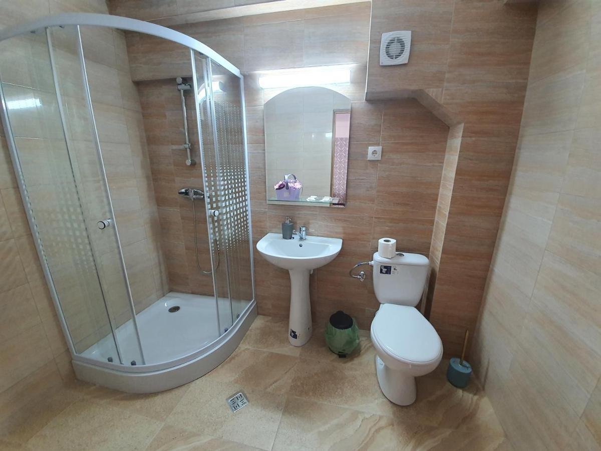 Bon Ton Residence Дробета-Турну Северин Екстериор снимка